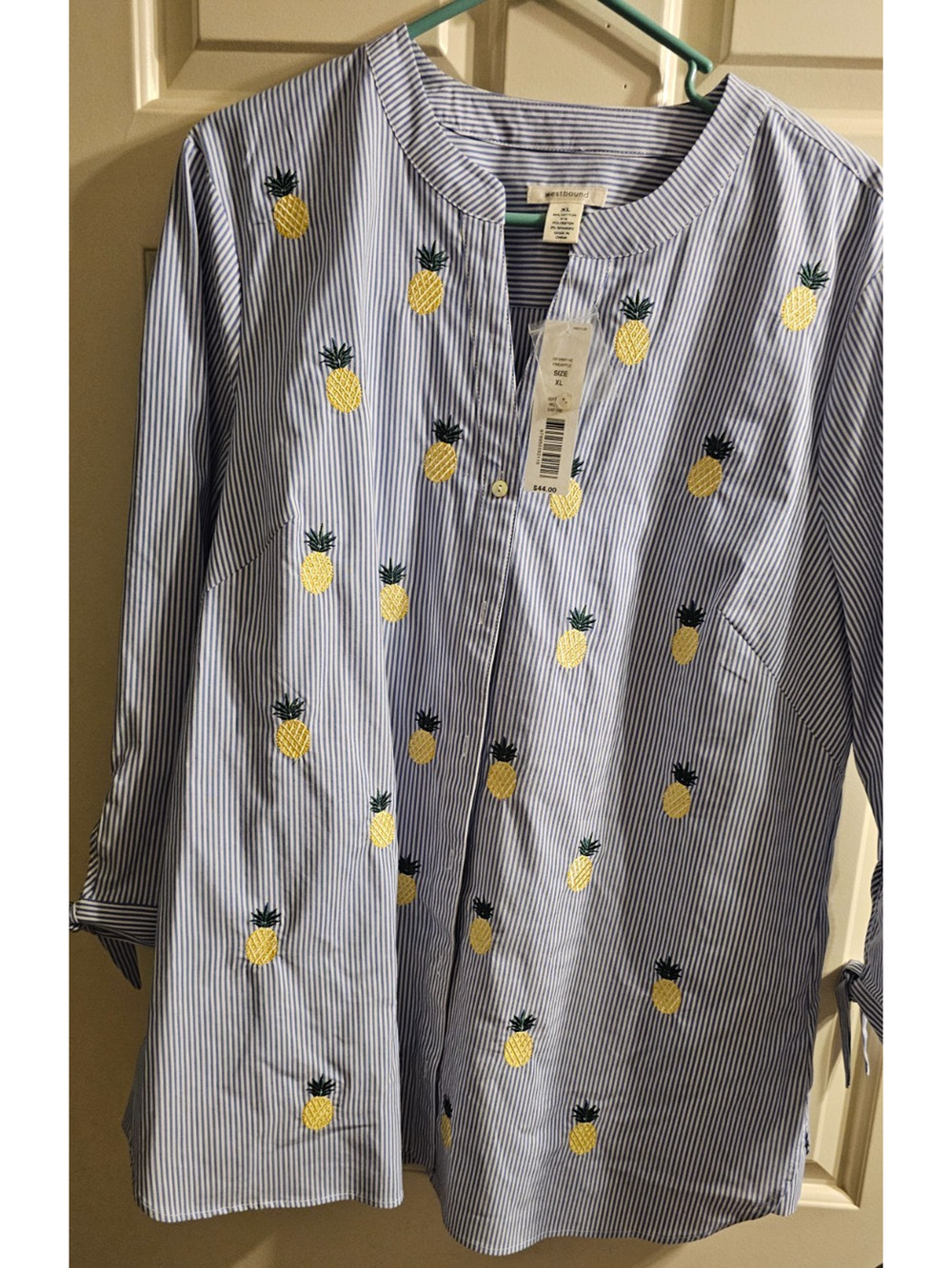NWT Westbound Sz XL Embroidered Pineapple on blue and white stripe L/S Tie cuffs